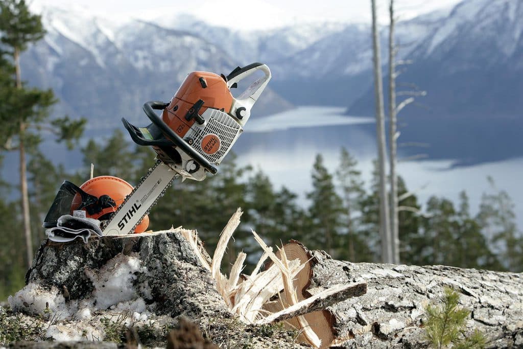 tronconneuse-thermique-stihl